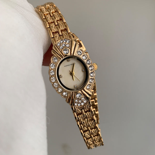 Reloj Vintage Estilo Corte Diamante Esfera Pequeña Amarillo Otoño Invierno