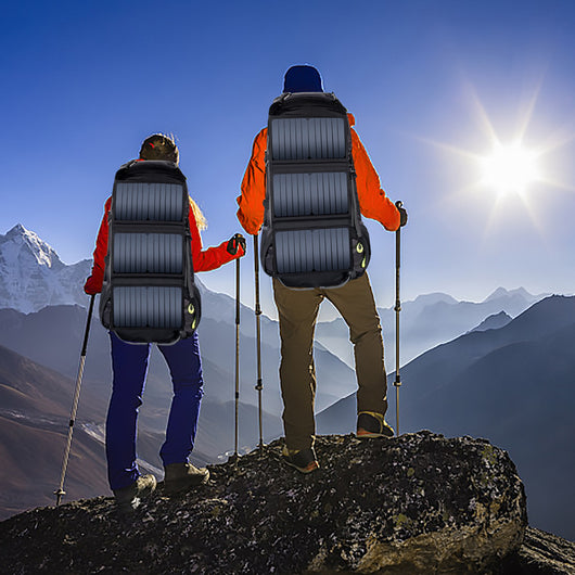 Mochila de Senderismo 68L Impermeable con Carga Solar - Image 9
