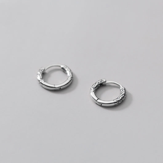 Aretes de Personalidad con Detalle Desgastado - Diseño Minimalista y Atrevido - Image 9