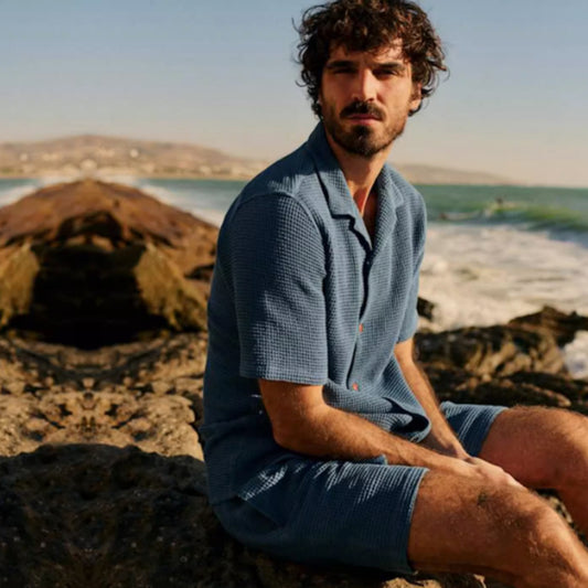 Conjunto de Dos Piezas Hombre: Camisa Suelta Waffle y Shorts Cuello Cubano Francés - Image 2