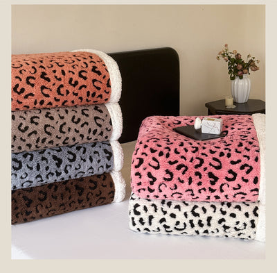 Manta de Tafetán Jacquard Estampado Leopardo Doble Capa - Image 23