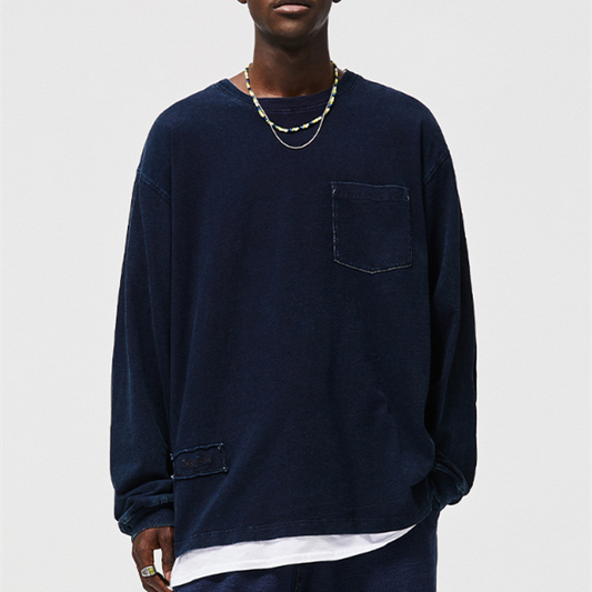 Playera Denim Azul Teñida Manga Larga con Bolsillo Decorativo para Hombre
