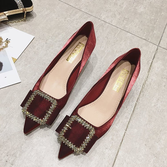 Tacones Stiletto Satinados de Punta Fina