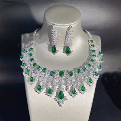 Conjunto de Joyería Elegante con Zirconia Verde - Collar, Aretes, Anillo y Pulsera - Image 4