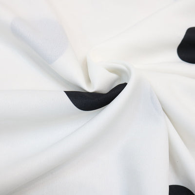 Polera Cuello Alto con Mangas Largas y Diseño Asimétrico en Fleece - Image 16