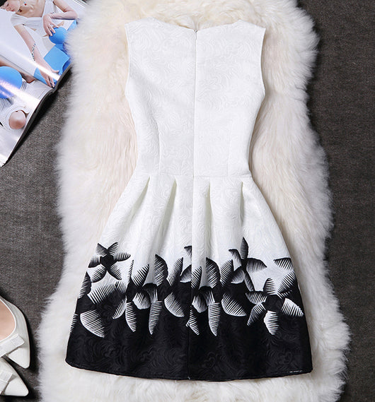 Vestido Slim Estampado sin Mangas - Diseño Moderno y Favorecedor - Image 13
