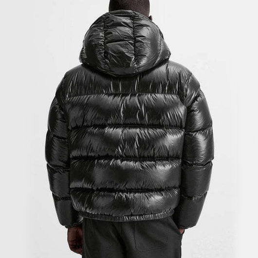 Abrigo Corto Acolchado Negro con Capucha para Otoño e Invierno - Image 2