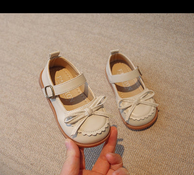 Zapatos Escolares de Cuero para Niños con Velcro y Suela Antideslizante - Image 21