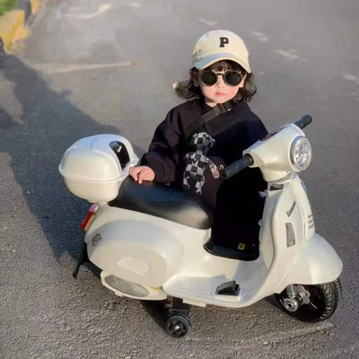 Triciclo Eléctrico Infantil Recargable con Asiento Cómodo