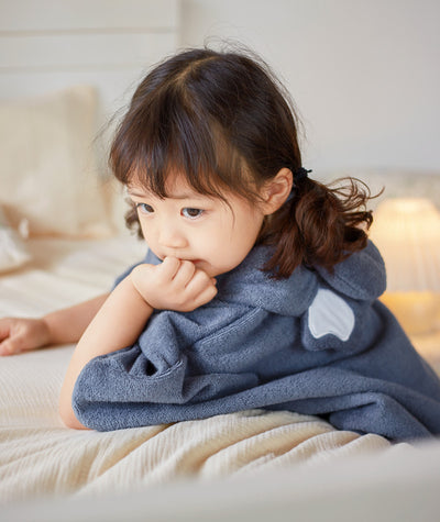 Bata Infantil con Capucha de Algodón Absorbente - Image 13