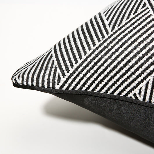Funda de Almohada Rayas Blancas y Negras para Dormitorio y Sala - Image 4