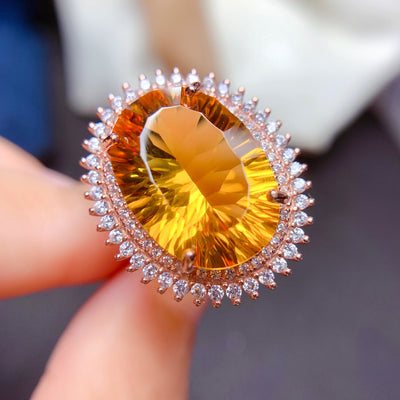 Anillo de Citrino Grano Grande en Plata 925 con Baño de Oro