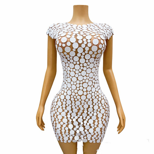 Vestido Corto Elegante Ajustado con Lentejuelas Redondas - Image 4