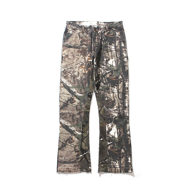 Overol Acampanado con Estampado Camuflaje y Costuras Decorativas