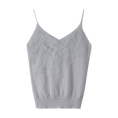 Blusa Tejida con Tirantes Finos de Encaje y Escote V - Image 12