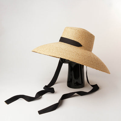 Sombrero de Rafia Tejido a Mano con Ala Plana Curvada - Image 5