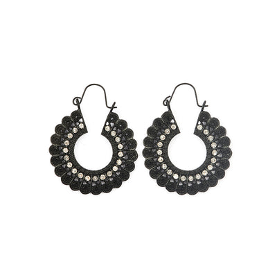Aretes Calados Retro con Patrón Hueco Elegante - Image 5