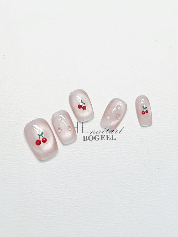 Manicura Artesanal de Cerezas Pintadas a Mano