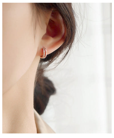 Aretes de Plata Esterlina con Acabado Dorado - Diseño Moderno y Versátil - Image 8