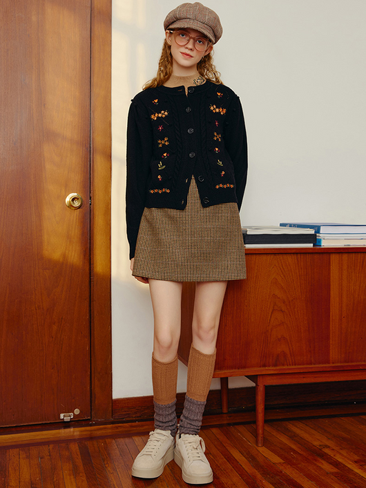 Cardigan Tejido con Bordados Dulces para Mujer - Image 13