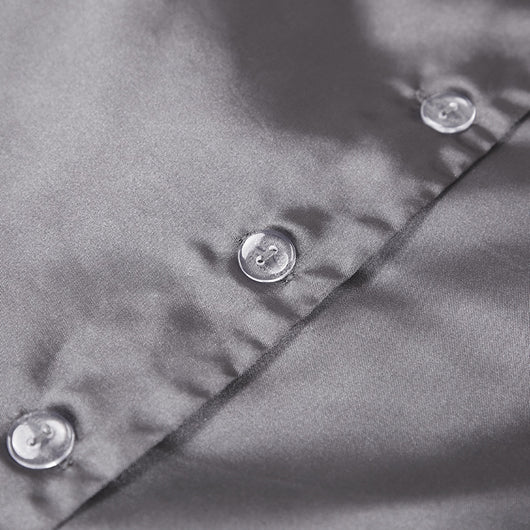 Pijama de Tres Piezas en Satén con Moño y Flecos - Image 9
