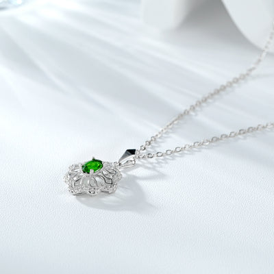 Collar Colgante Diopside Verde de Alta Calidad - Diseño Hueco Estrella Ocho - Image 8