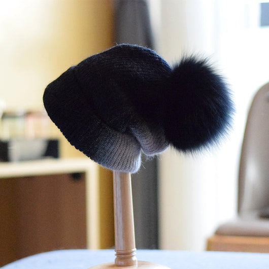Gorro de Lana con Pompón de Piel para Mujer - Otoño e Invierno - Image 5