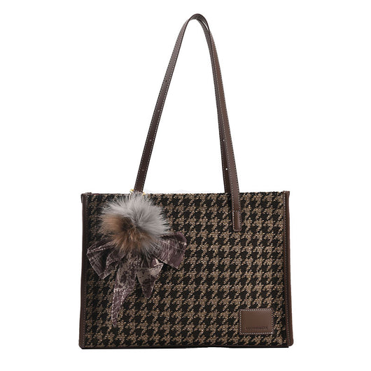 Bolsa Cuadrada Pequeña con Colgante de Seda Estampado Pata de Gallo - Image 3