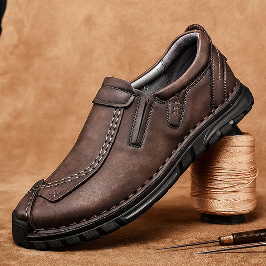 Zapatos de Cuero Cosidos a Mano con Cordones y Detalles Artesanales - Image 6