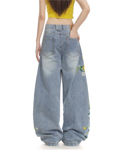 Jeans Curve con Bordado Floral y Botánico - Image 3