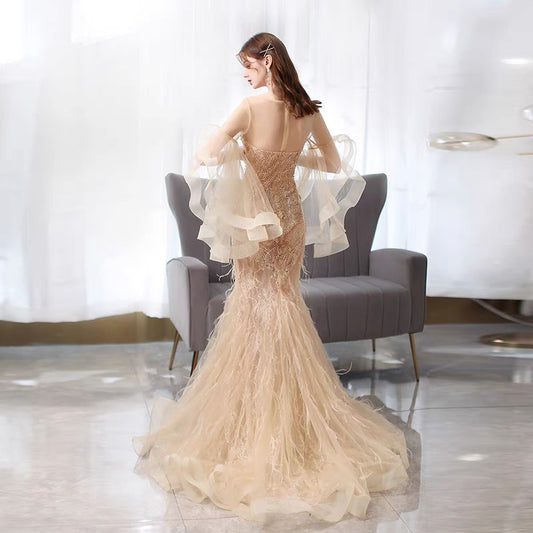 Vestido de Noche Sirena Dorado para Banquetes y Eventos - Image 2