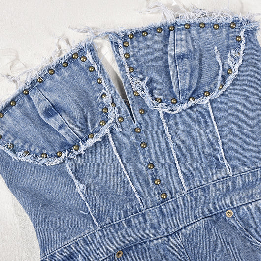 Mono Denim Ajustado con Detalles de Pedrería y Ojales Decorativos - Image 21