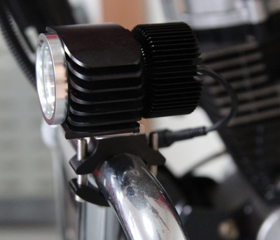 Soporte Aluminio para Faro LED Moto y Vehículos Eléctricos - Image 14