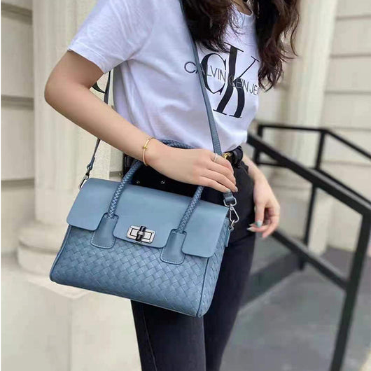 Bolso Bandolera de Cuero Tejido con Gran Capacidad para Mujer - Image 11
