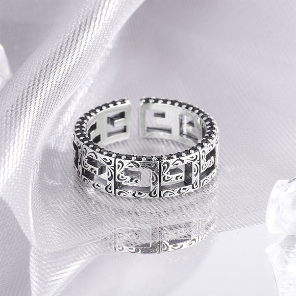 Anillo de Plata 925 Patrón Cuadrado Hueco Borde Diamantado Edición Angosta