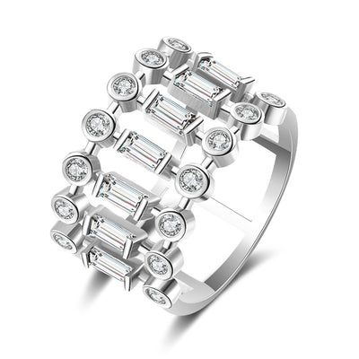 Anillo Hueco Dorado con Esmeralda - Montura Ajustable - Image 5