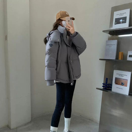 Abrigo Acolchado Gris con Corazón Talla Grande para Mujer
