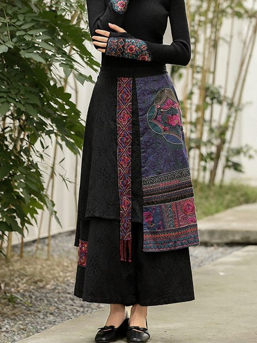 Pantalón Ancho Bordado Estilo Nacional con Detalle de Borlas - Image 12