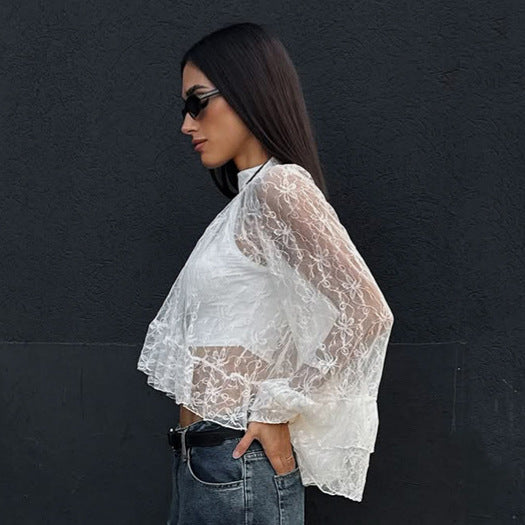 Blusa de Trabajo Blanca con Encaje Jacquard y Cuello Alto - Image 5