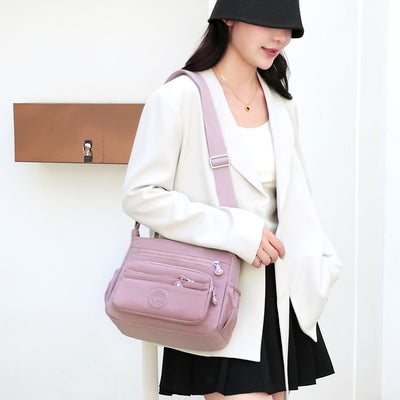 Bolsa Crossbody de Nylon Ligera con Gran Capacidad - Image 4