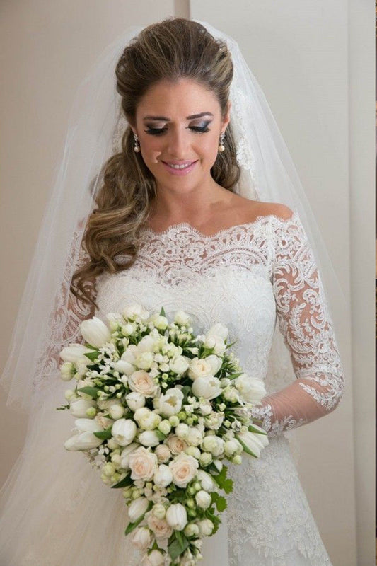 Vestido de Novia Asimétrico con Cola Elegante - Image 2