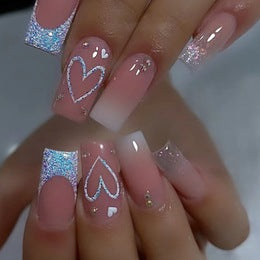 Set de 24 Uñas Postizas con Diseños de Mariposas, Flores y Estampado Vaca con Cristales - Image 9