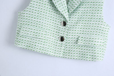 Conjunto de 3 Piezas: Blazer Cuadrille, Tank Top Abotonado y Falda Plisada Mini - Image 27