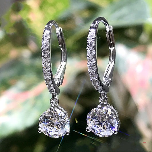 Aretes Colgantes de Plata Esterlina con Diamante en Forma de Pera - Image 2