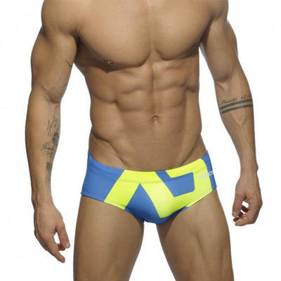 Bañador Triangular de Moda para Hombre - Image 4