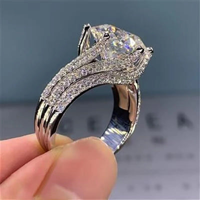 Anillo de Moissanita para Mujer con Sello de Amor en Plata y Oro - Image 5