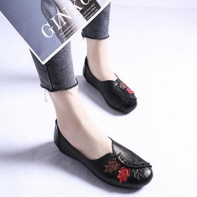 Zapatos cómodos para mamá con bordados elegantes - Image 16