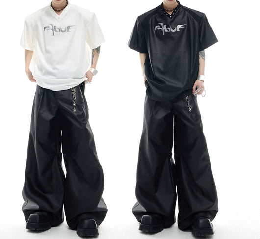 Playera de Manga Corta con Costuras Deconstruidas y Textura Nivelada - Image 2