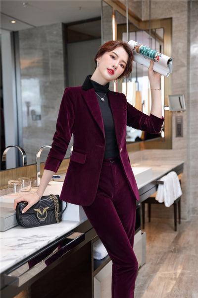 Traje Ejecutivo Acolchado de Pana para Mujer - Image 4