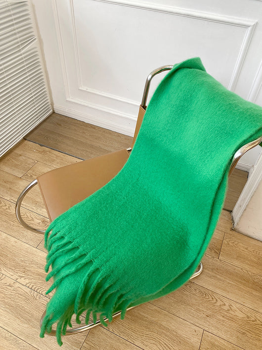 Bufanda de Mohair Premium en Colores Sólidos para Mujer - Image 2